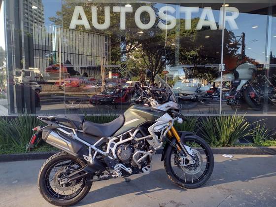 TRIUMPH TIGER 900 